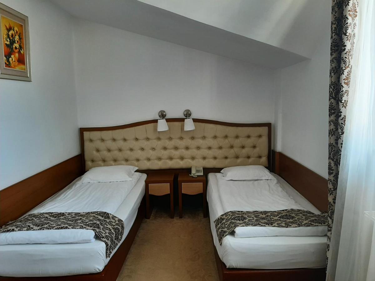 Hotel Condor Oravita Eksteriør billede